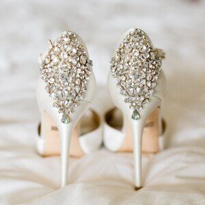 Badgley Mischka White Satin, High Heels Ankle Strap, 6.5